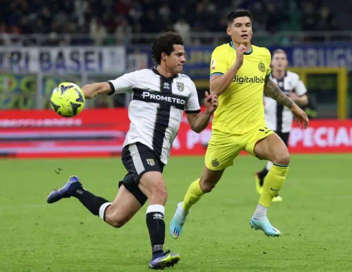 包含欧超杯转会期再迎强敌；拉齐奥防线松动；主帅态度：信心回归；球探报告显示潜力的词条-金年会app