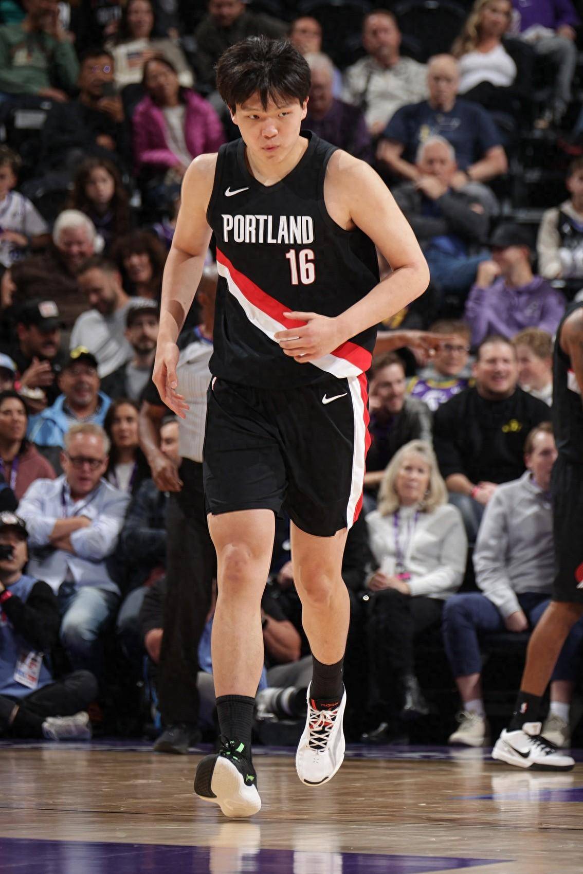 关于赛地聚焦：法甲今夜热度飙升，菲尼克斯太阳调整名单，目标明确，年轻球员得到机会的信息-jinnianhui